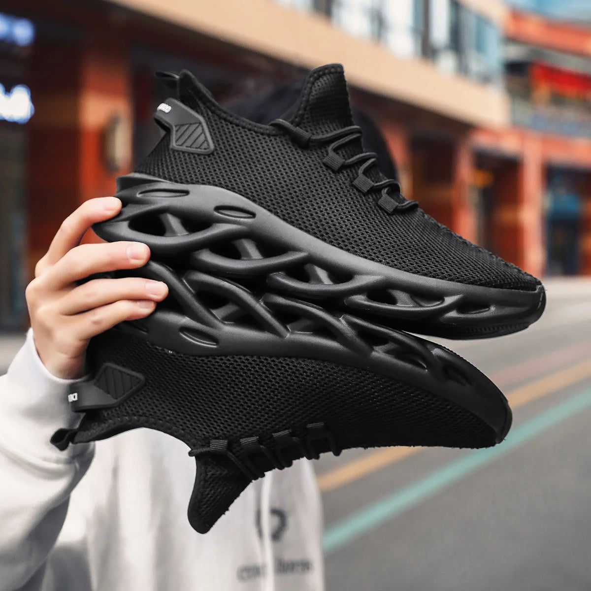 Спортивные кроссовки Onyx Stealth-Pro